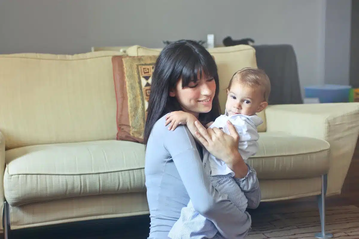 Trouvez le mode de garde idéal pour votre bébé : nos conseils avisés !