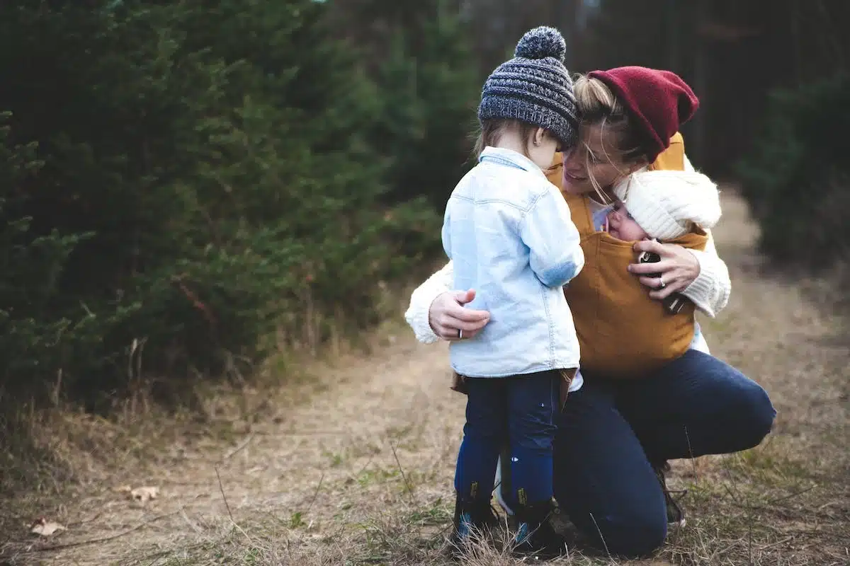 Choisir le porte-bébé parfait pour répondre à vos attentes