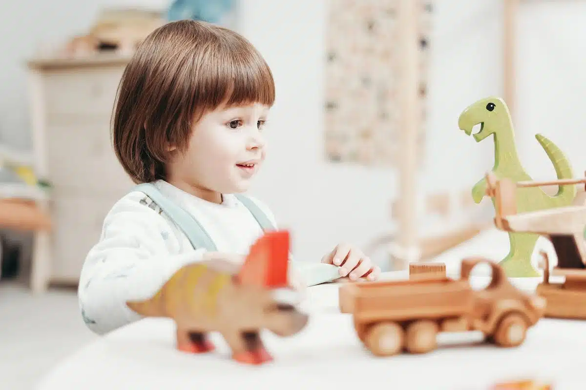 Optimiser le développement cognitif de bébé dès la naissance : les clés à connaître