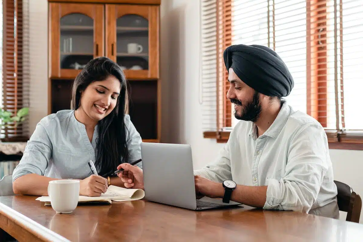 Concilier vie professionnelle et vie familiale : Guide pratique des meilleures astuces