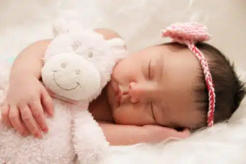 Les clés pour favoriser le sommeil paisible de votre bébé