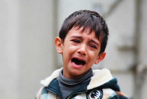Encourager l’autonomie des enfants dès le plus jeune âge : conseils pratiques et bienveillance