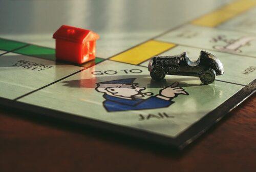Les jeux de société, un vecteur de complicité et de développement chez les enfants et en famille